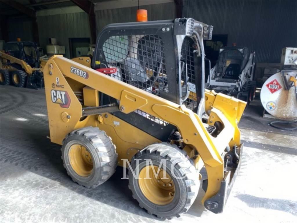 CAT 236D Šmykom riadené nakladače