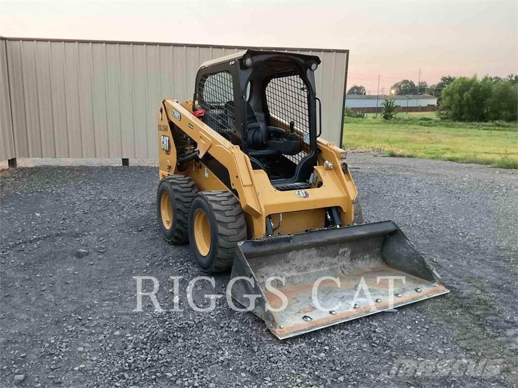 CAT 236D Šmykom riadené nakladače