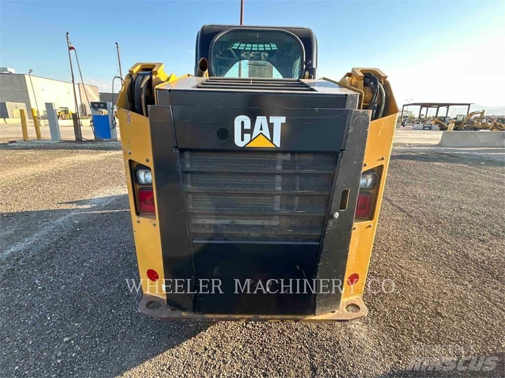 CAT 236D C3 2S Šmykom riadené nakladače