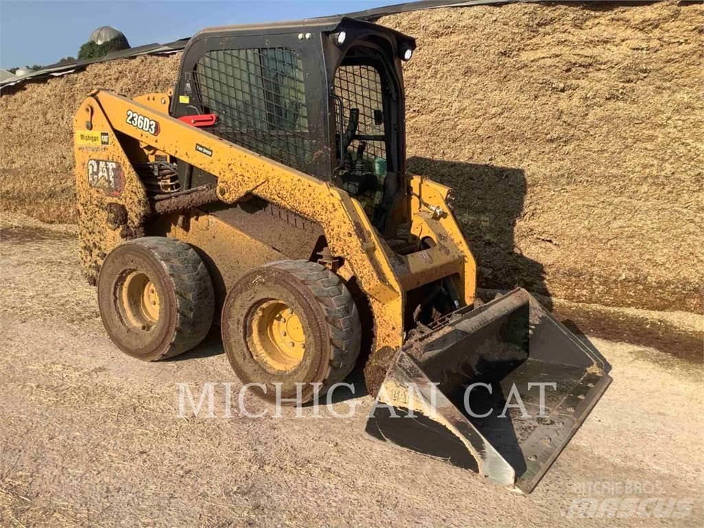 CAT 236D3 Šmykom riadené nakladače