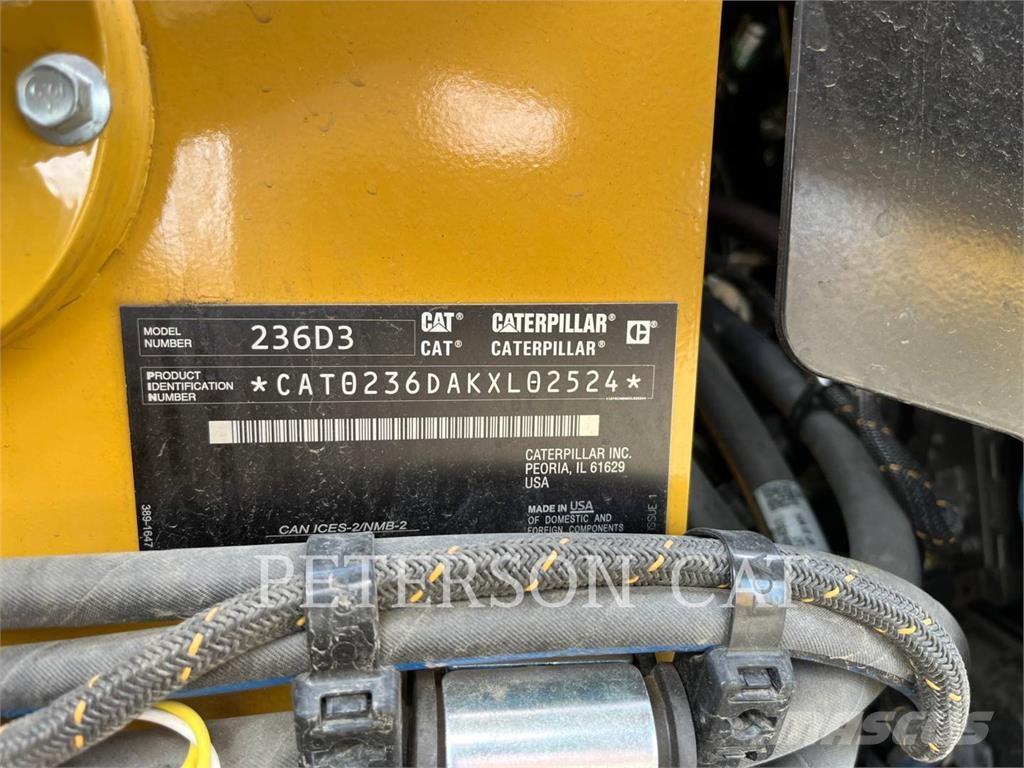CAT 236D3 Šmykom riadené nakladače