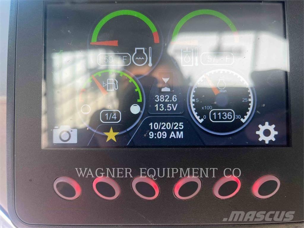 CAT 236D3 Šmykom riadené nakladače