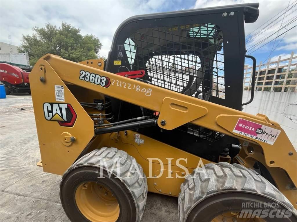 CAT 236D3LRC Šmykom riadené nakladače