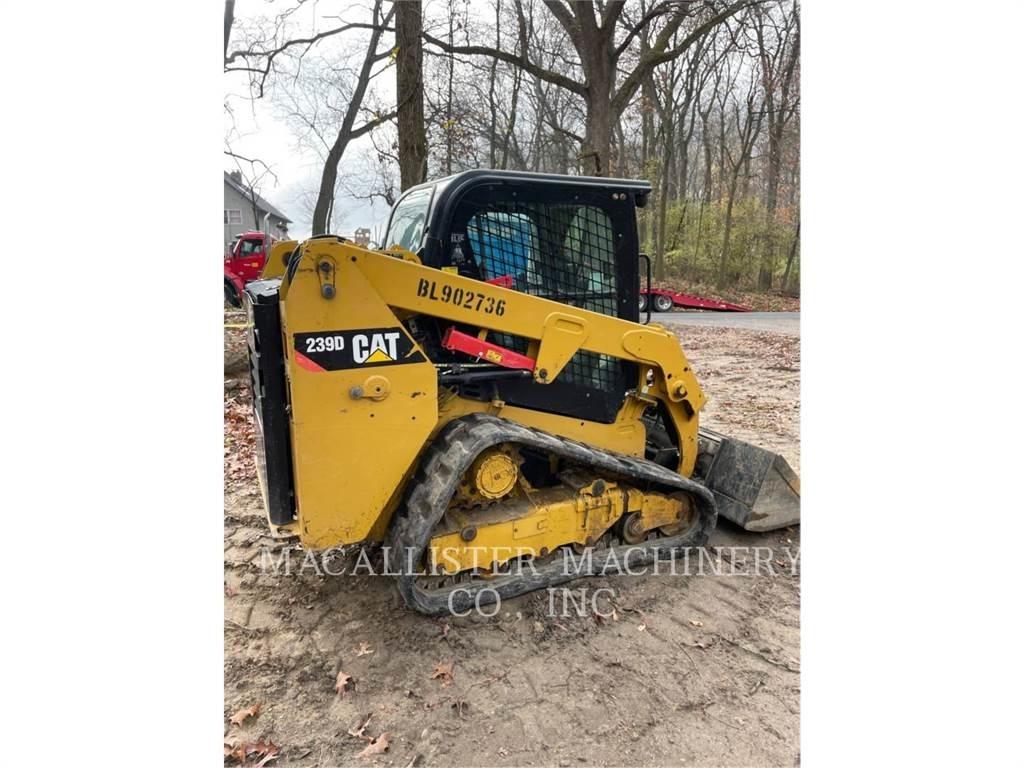 CAT 239D Pásové nakladače