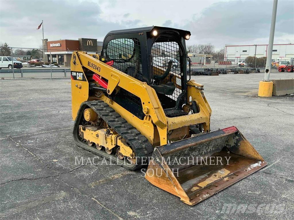 CAT 239D Pásové nakladače