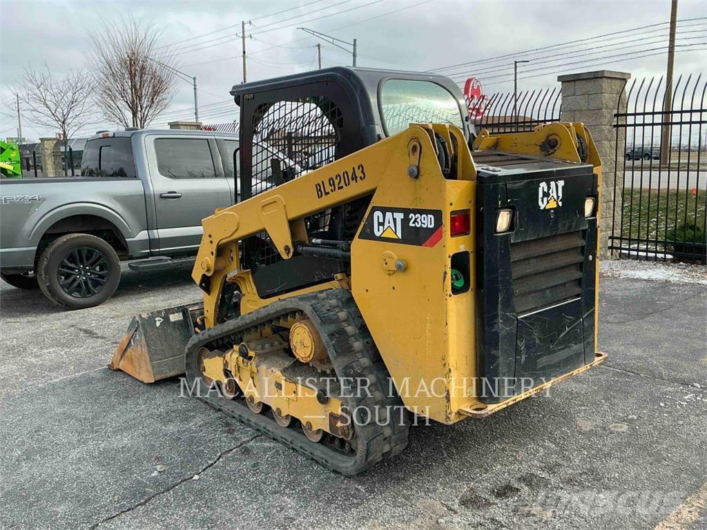 CAT 239D Pásové nakladače