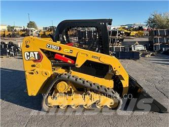 CAT 239D3 C1H2 Pásové nakladače