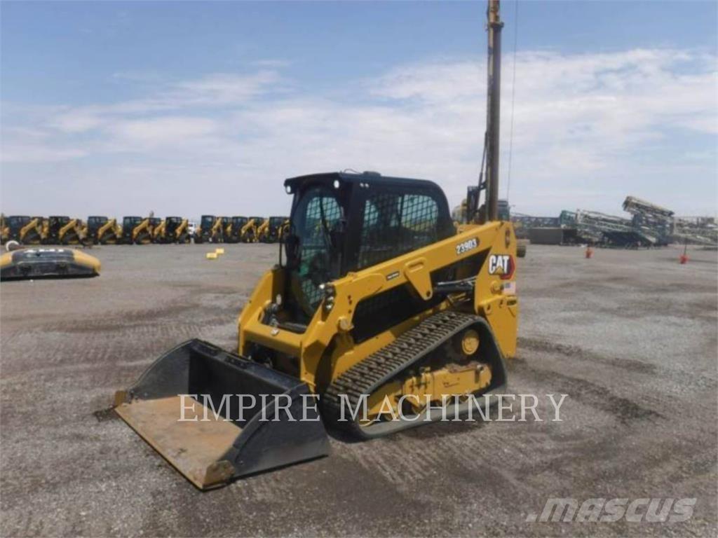 CAT 239D3-TL Šmykom riadené nakladače