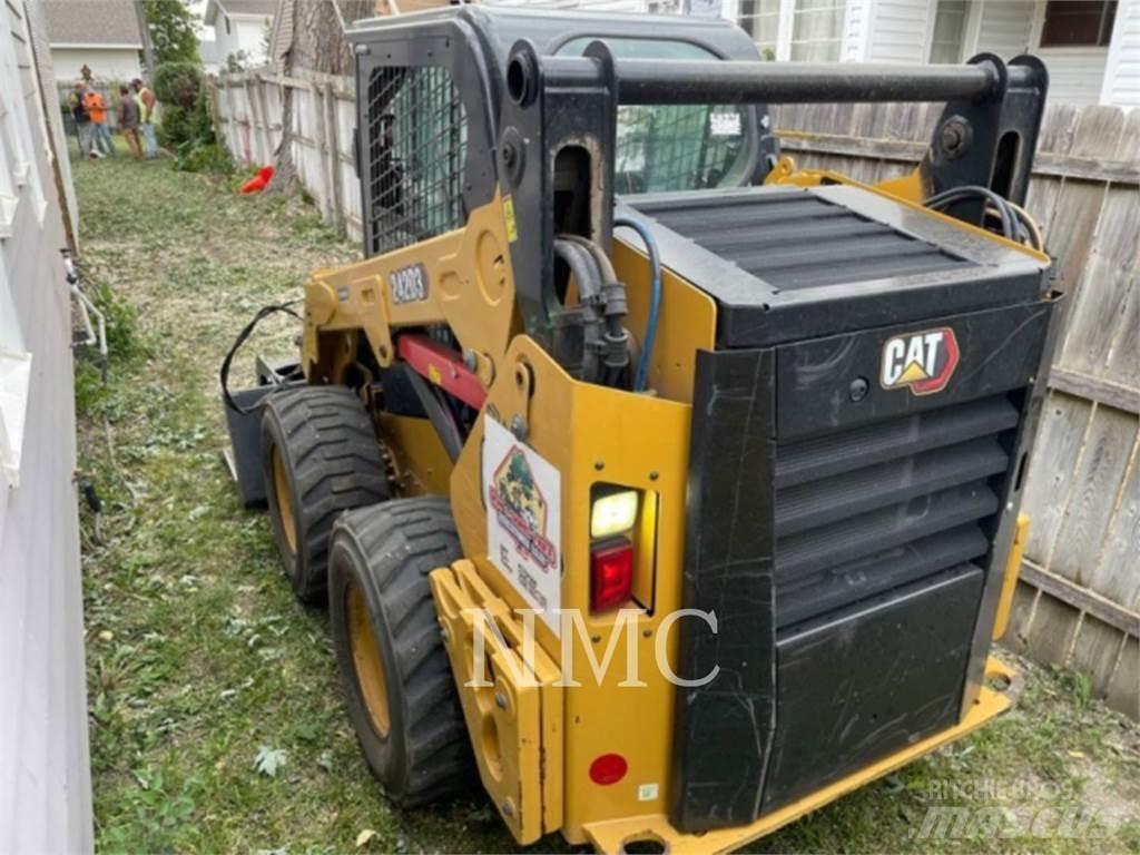 CAT 242D3 Šmykom riadené nakladače