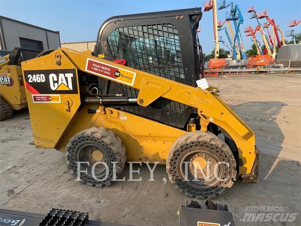 CAT 246D Šmykom riadené nakladače