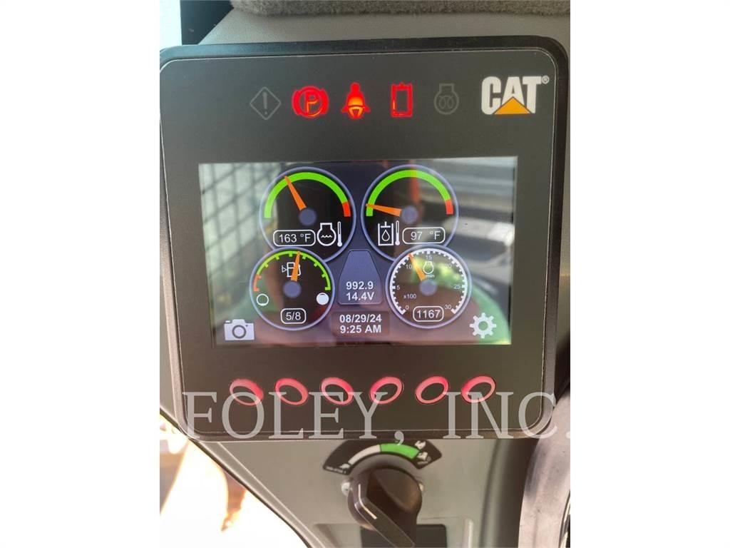 CAT 246D Šmykom riadené nakladače