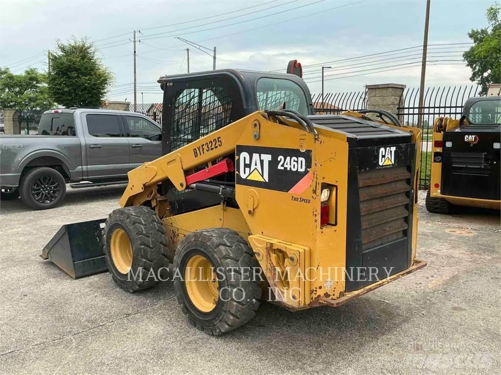 CAT 246D Šmykom riadené nakladače