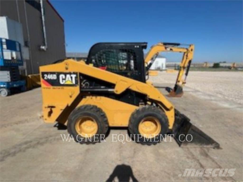 CAT 246D Šmykom riadené nakladače