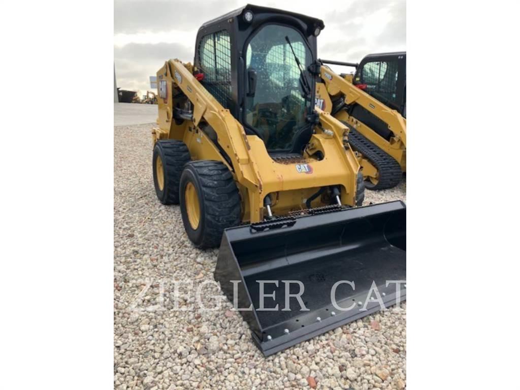 CAT 246D3 Šmykom riadené nakladače