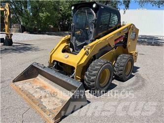 CAT 246D3 Šmykom riadené nakladače