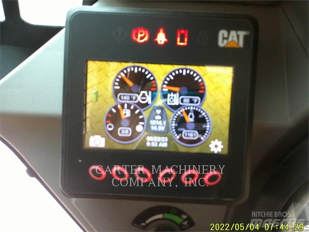 CAT 246D3 Šmykom riadené nakladače