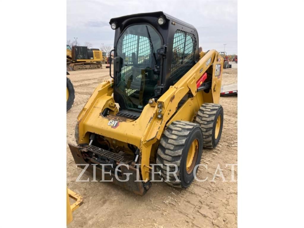 CAT 246D3 Šmykom riadené nakladače