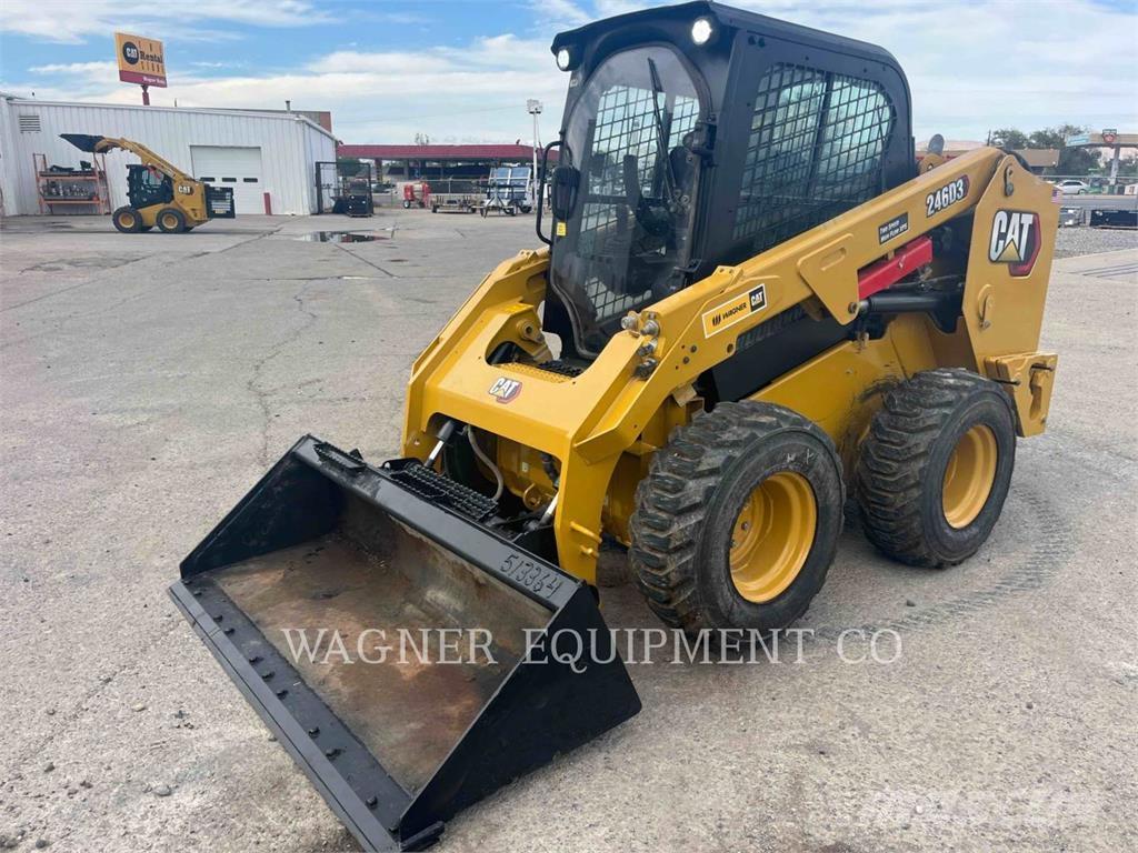 CAT 246D3 Šmykom riadené nakladače