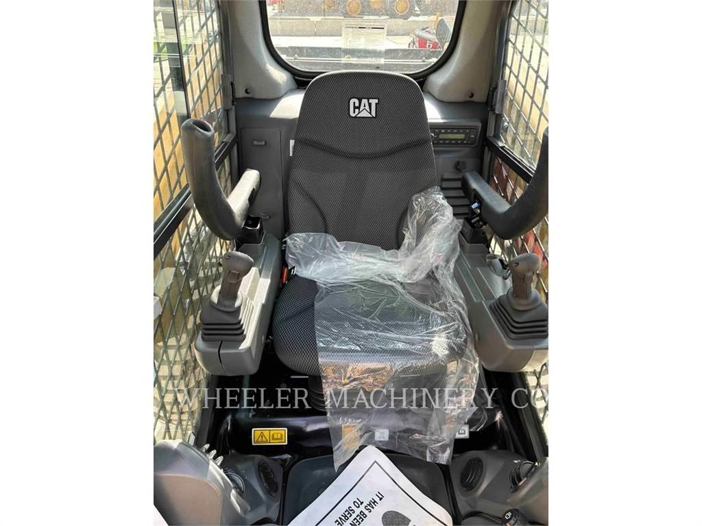CAT 246D3 C3H2 Šmykom riadené nakladače