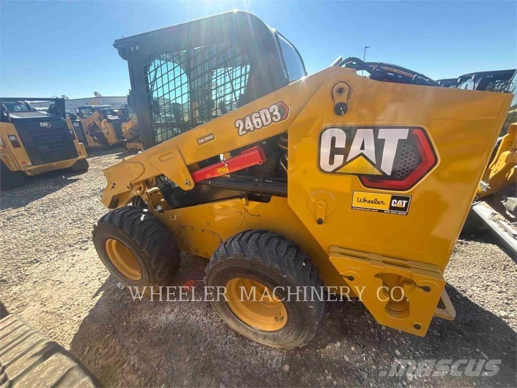 CAT 246D3 C3H2 Šmykom riadené nakladače