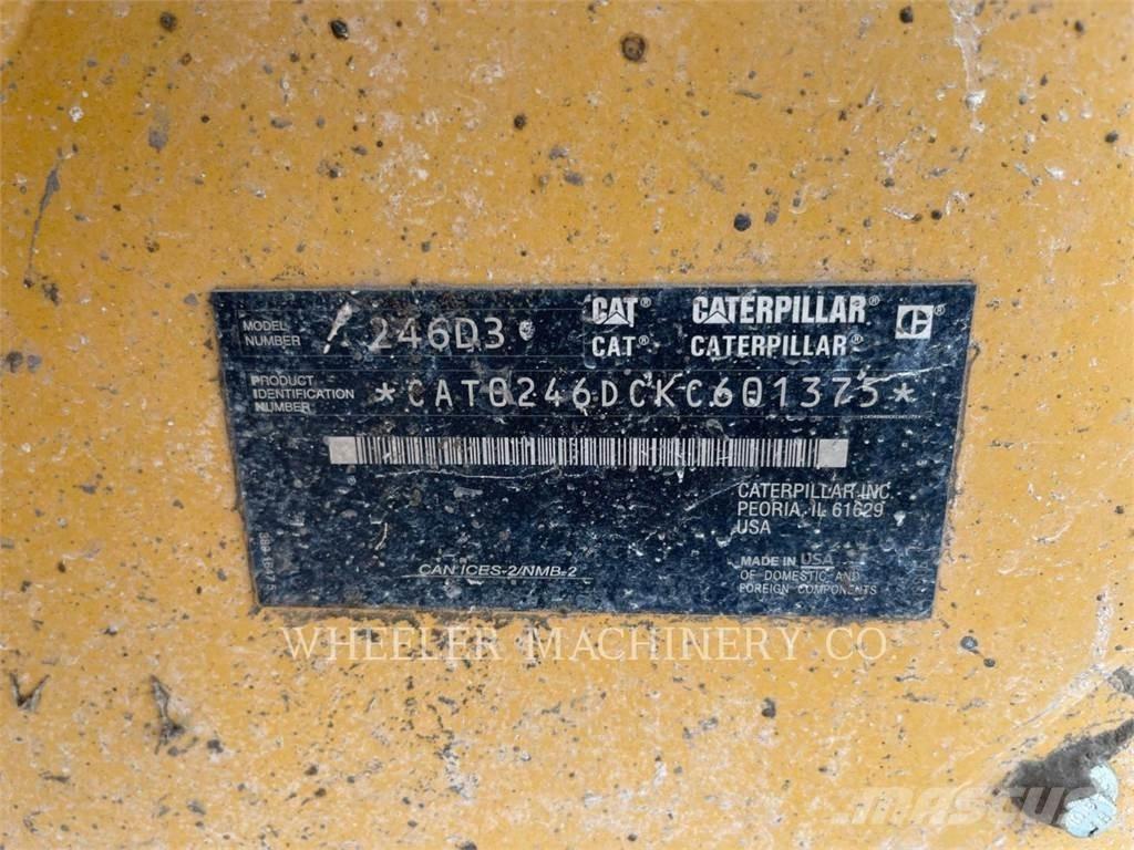 CAT 246D3 C3H2 Šmykom riadené nakladače