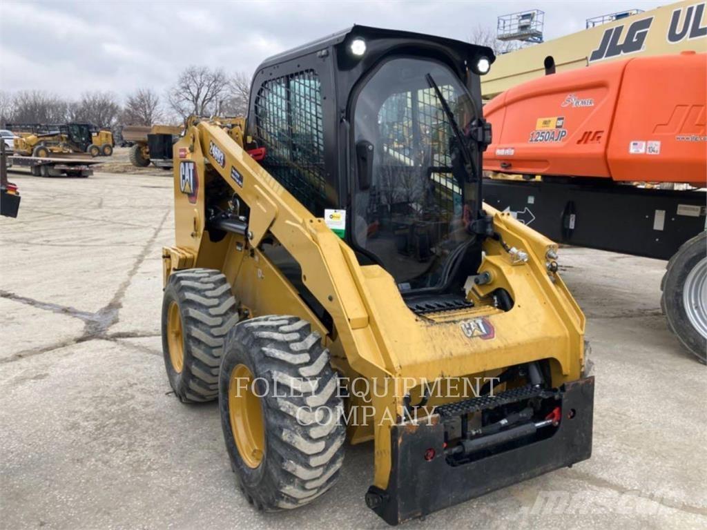 CAT 246D3XPS2C Šmykom riadené nakladače