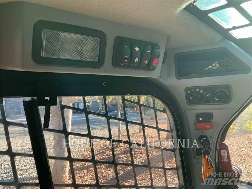 CAT 249D3 Šmykom riadené nakladače