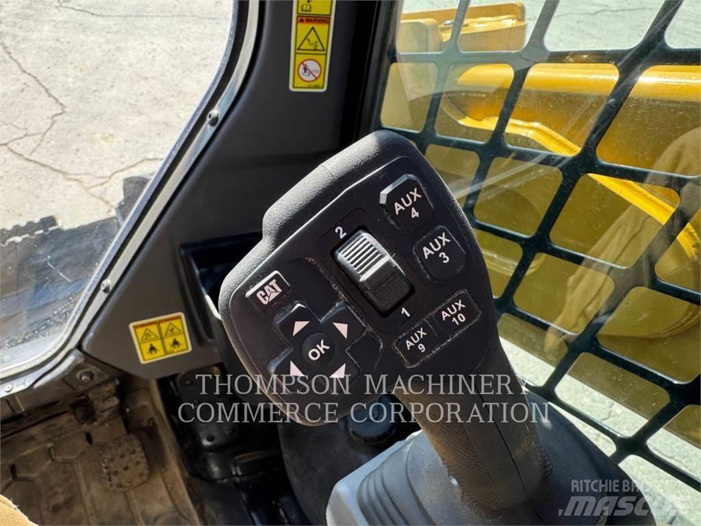 CAT 255 Pásové nakladače