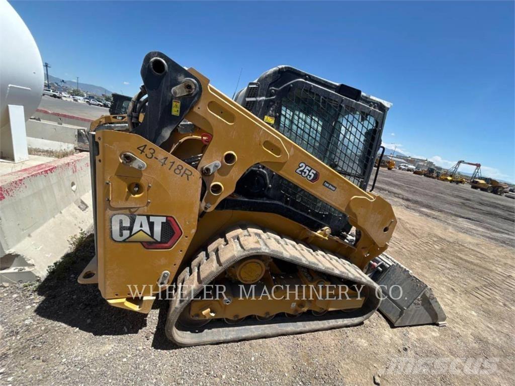 CAT 255 C3H2 Pásové nakladače