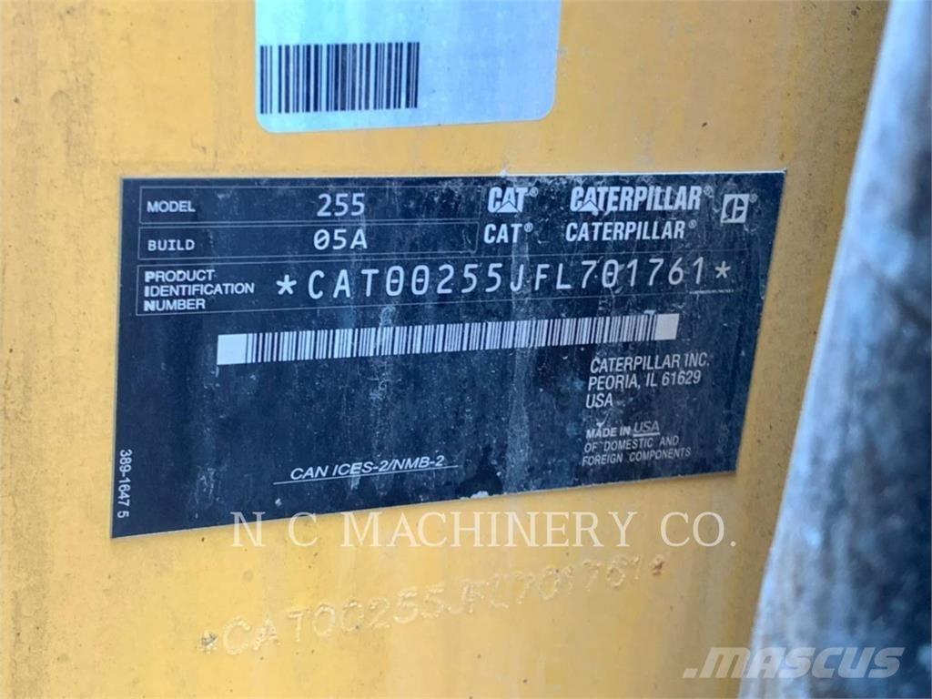 CAT 255 HP3CB Šmykom riadené nakladače