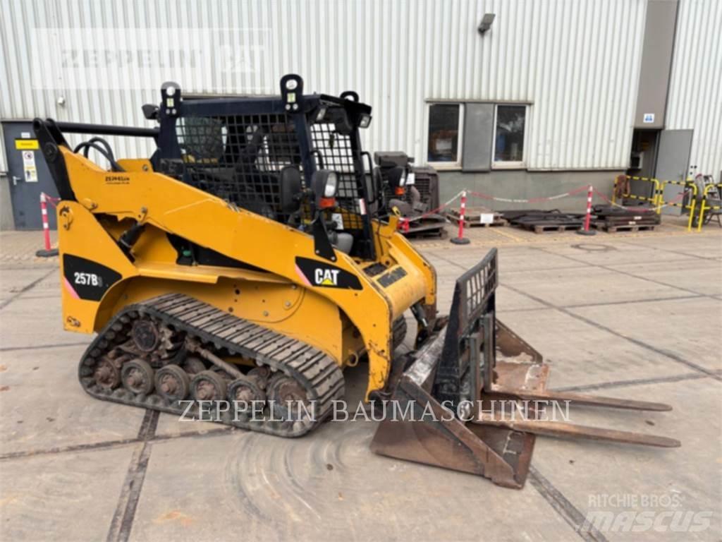 CAT 257B Šmykom riadené nakladače