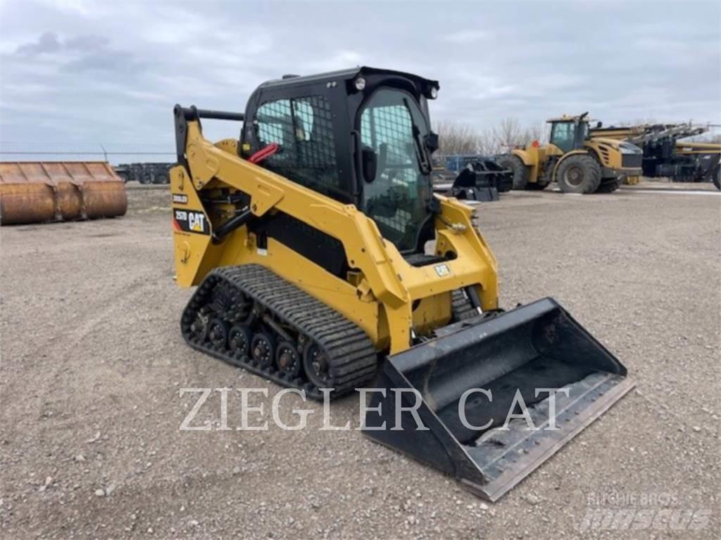 CAT 257D Pásové nakladače