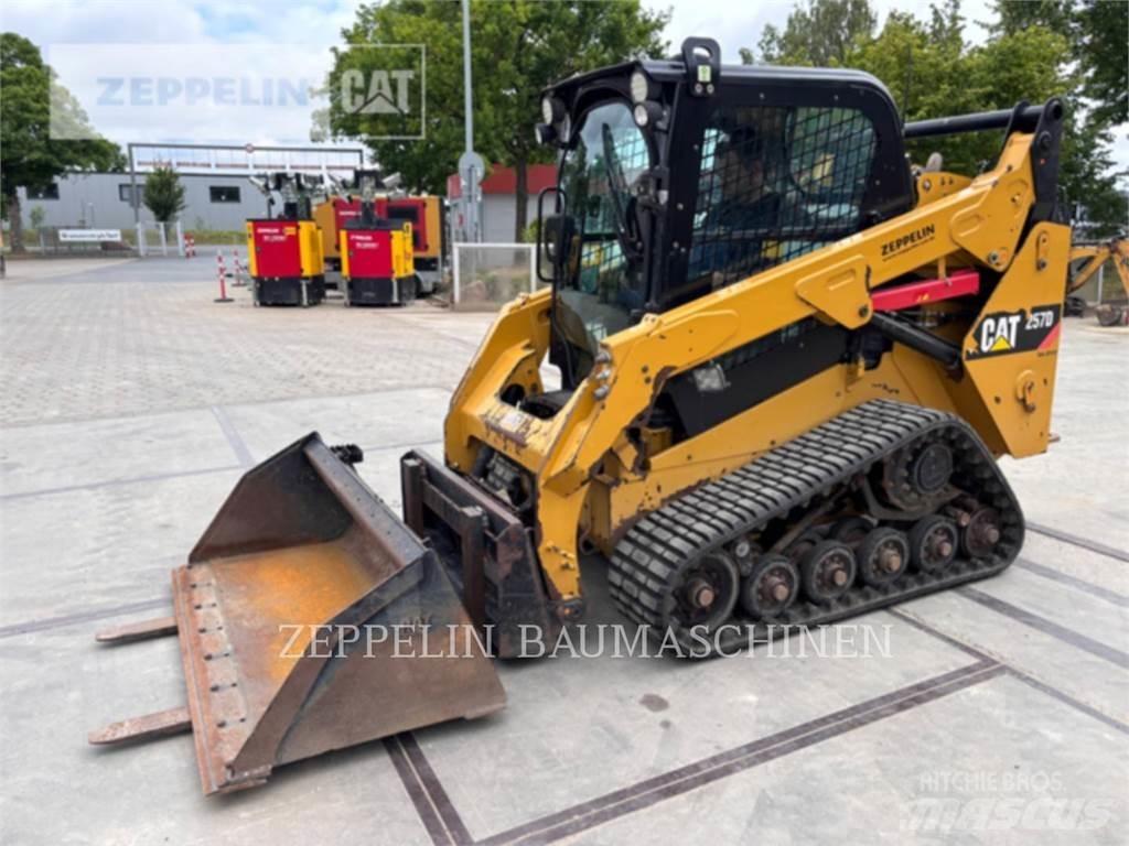 CAT 257D Šmykom riadené nakladače