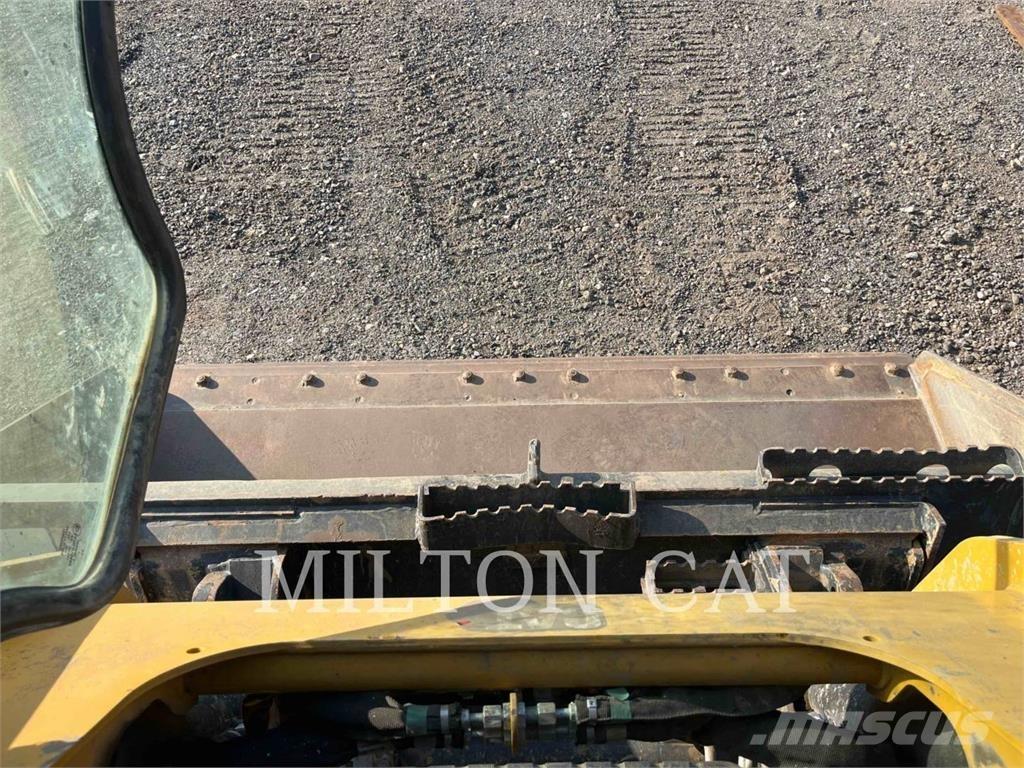 CAT 259D 3 Šmykom riadené nakladače