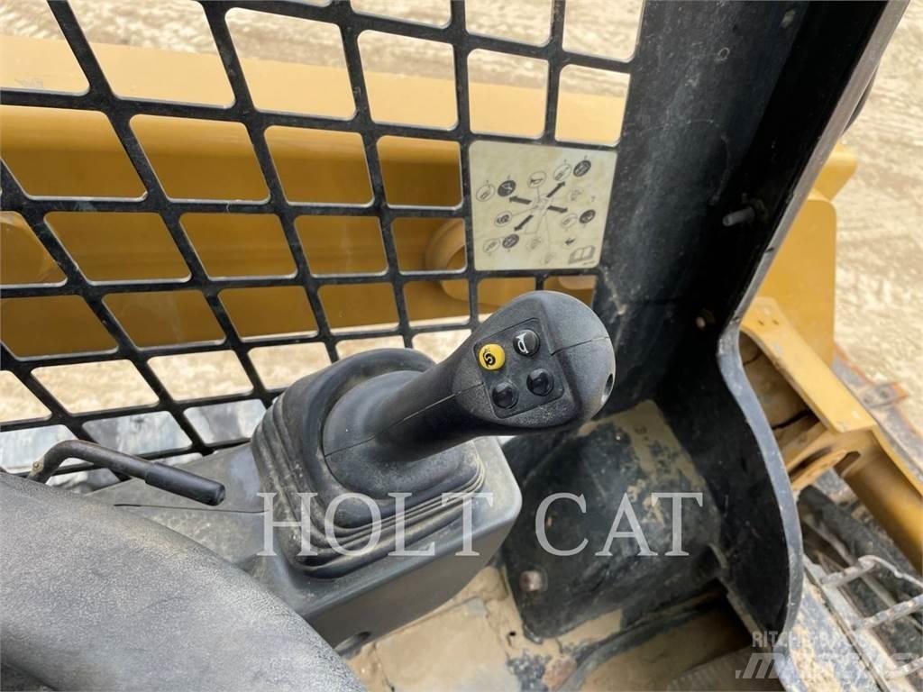 CAT 259D3 Pásové nakladače