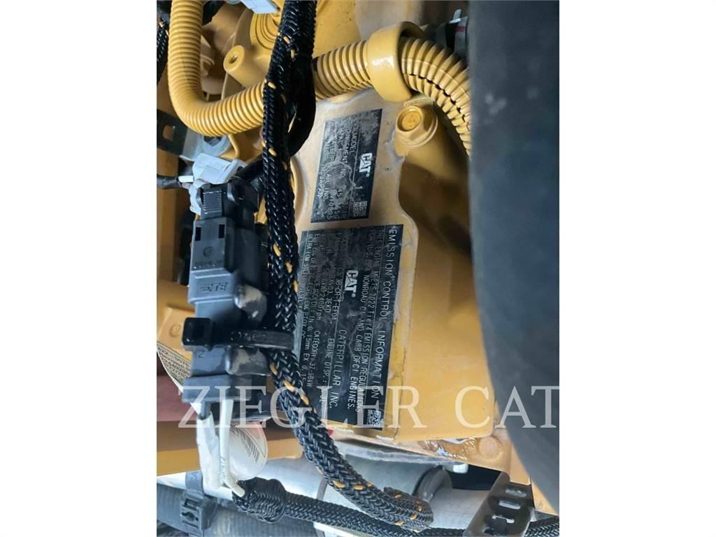 CAT 259D3 Pásové nakladače