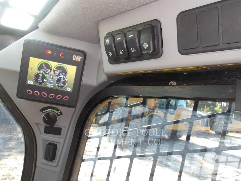 CAT 259D3 Pásové nakladače