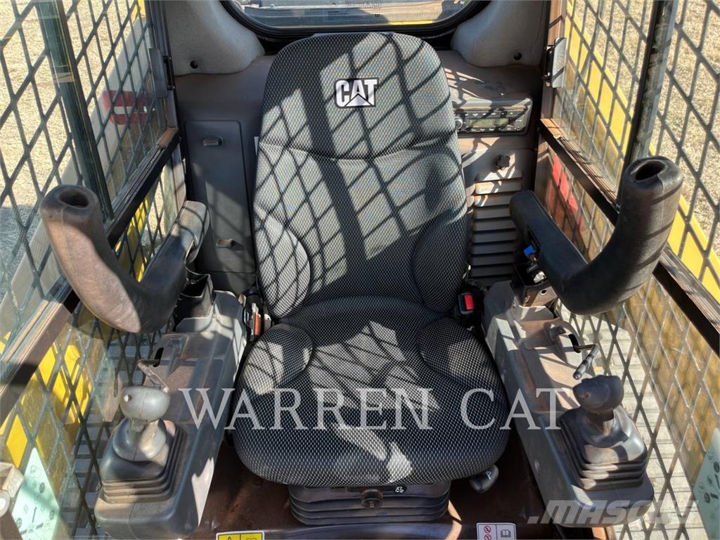 CAT 259D3 C3H2 Pásové nakladače