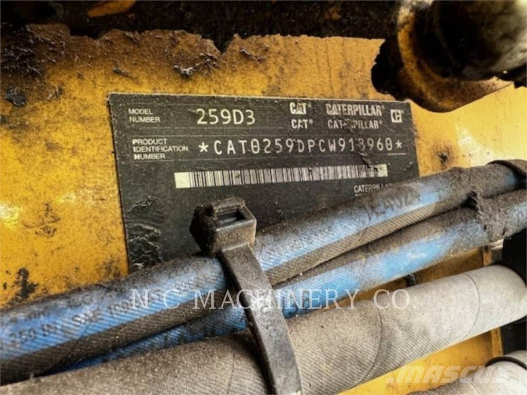 CAT 259D3 H2CB Šmykom riadené nakladače