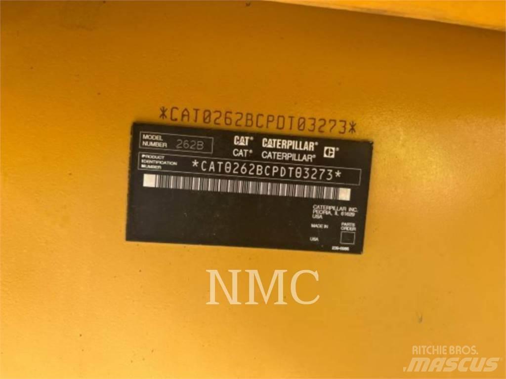 CAT 262B Šmykom riadené nakladače