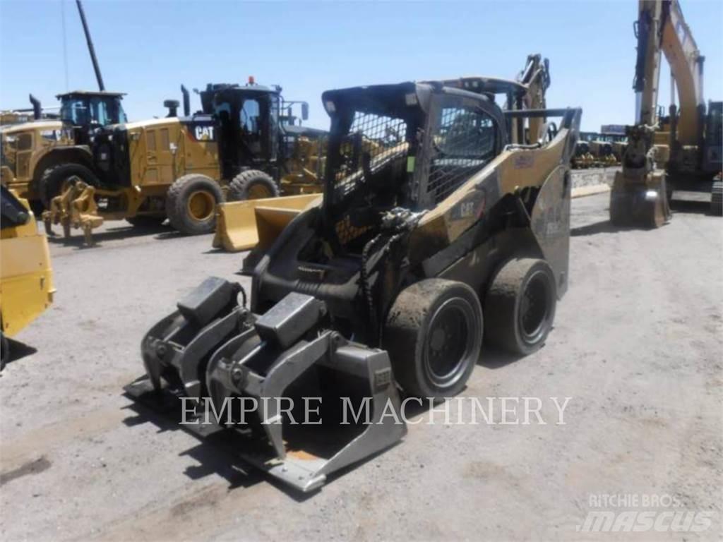 CAT 262C XPS Šmykom riadené nakladače