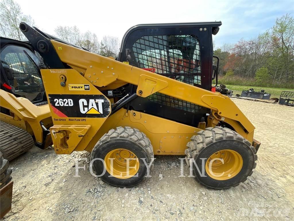 CAT 262D Šmykom riadené nakladače