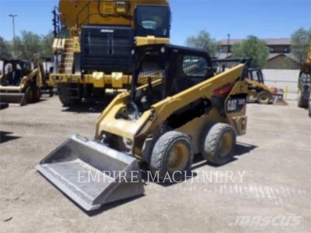 CAT 262D Šmykom riadené nakladače