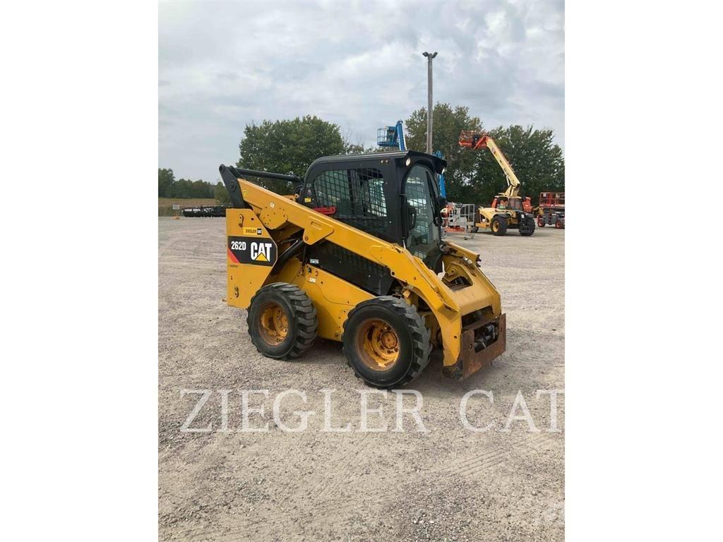CAT 262D Šmykom riadené nakladače