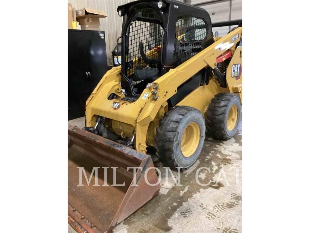 CAT 262D 3 Šmykom riadené nakladače