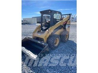 CAT 262D C1-H2 Šmykom riadené nakladače