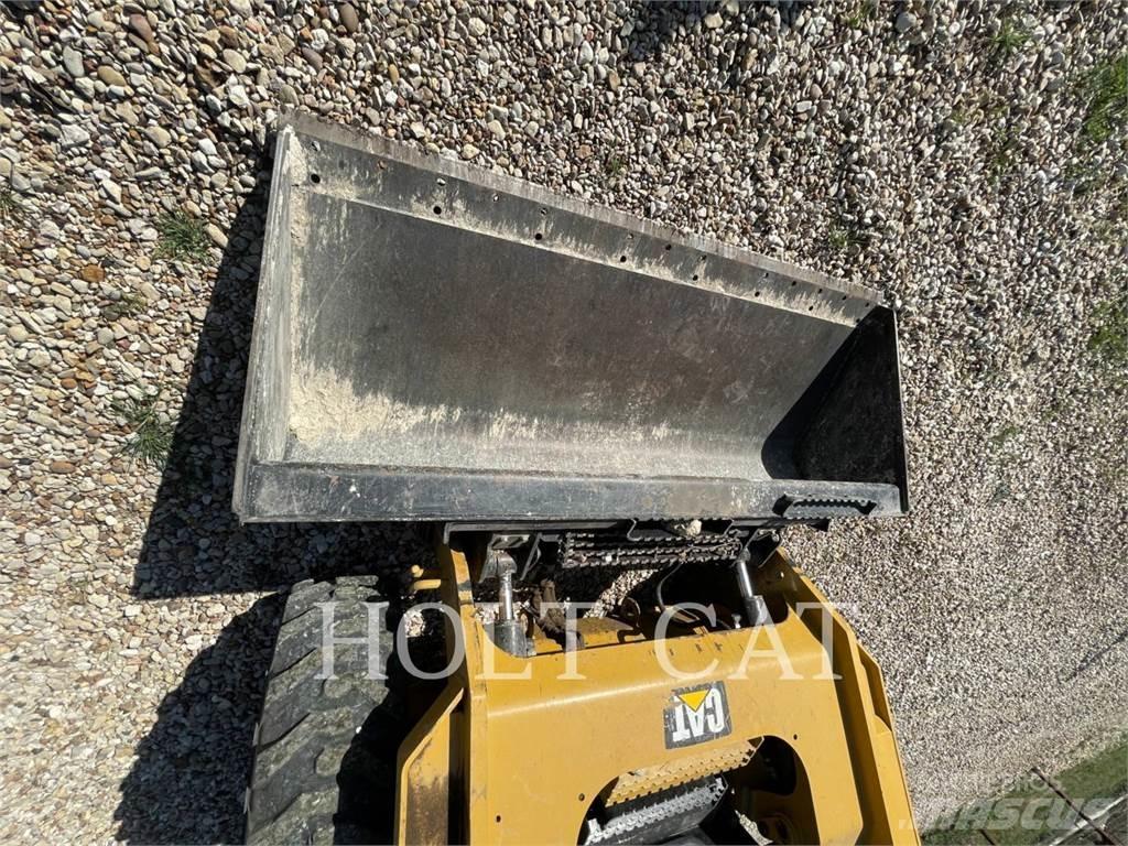 CAT 262D XPS Šmykom riadené nakladače