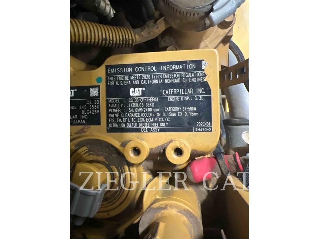 CAT 262D3 Šmykom riadené nakladače