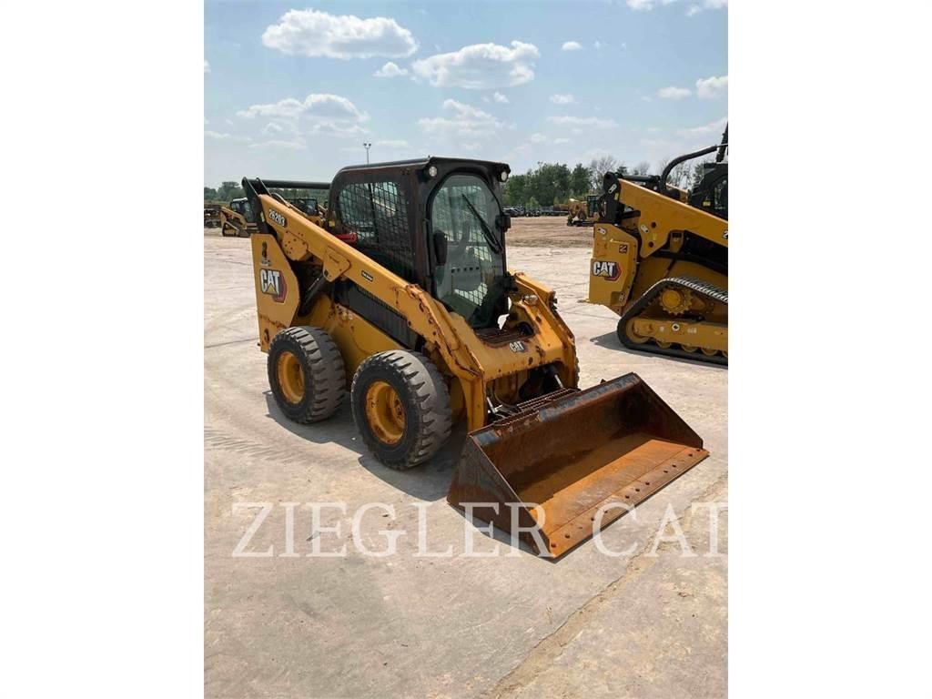 CAT 262D3 Šmykom riadené nakladače