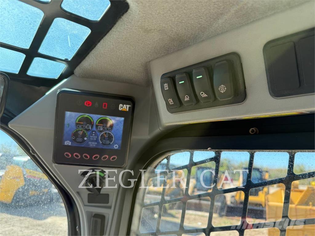 CAT 262D3 Šmykom riadené nakladače